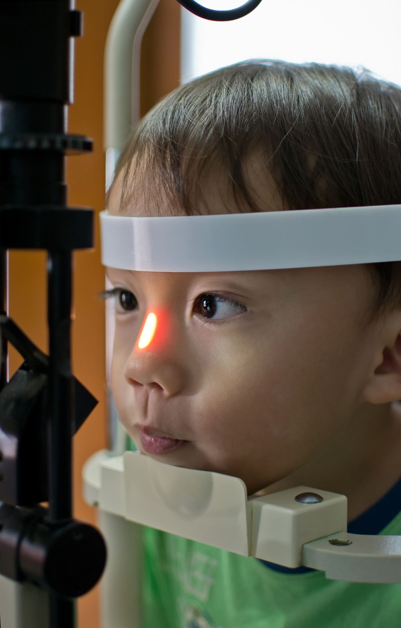Contact lens fitting exam using slit lamp at Pearle Vision Whitby
